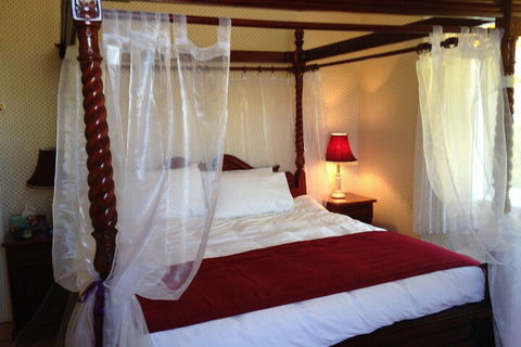 Acacia Bed & Breakfast - Palm Beach Accommodation 3