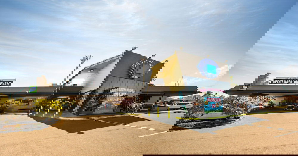 Palm Beach Accommodation