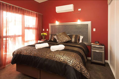 Albany Waves - Palm Beach Accommodation 7