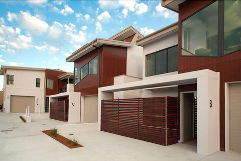 Albany Waves - Palm Beach Accommodation 1
