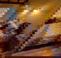 Trawool Cottages  Farmstay - Palm Beach Accommodation