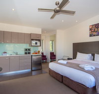 Longview Vineyard - Palm Beach Accommodation