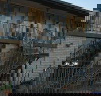 Adrian Motel - Palm Beach Accommodation