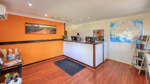 Cobar Caravan Park - Palm Beach Accommodation 4