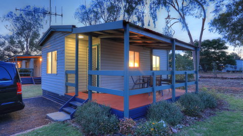 Cobar Caravan Park - Palm Beach Accommodation 0