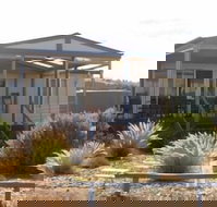 Linger Longer Accommodation SA - Palm Beach Accommodation