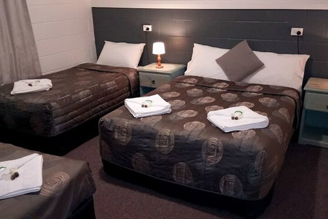 Millicent Motel - Palm Beach Accommodation 5
