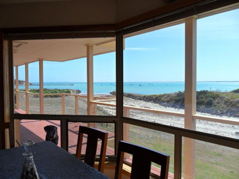 Costa Plenti Southend BnB - Palm Beach Accommodation 2