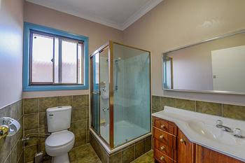 CBD Accommodation Tamworth - Palm Beach Accommodation 4