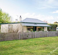Georgies Cottage - Palm Beach Accommodation