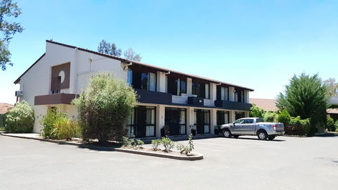 All Seasons Motel Armidale - Palm Beach Accommodation 0