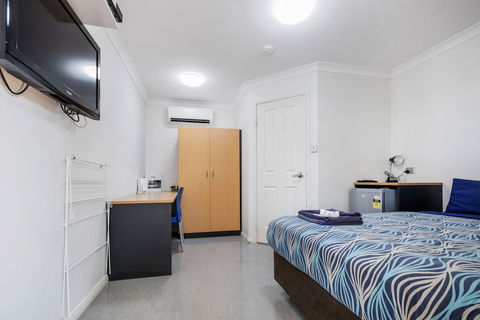 Cherratta Lodge - Palm Beach Accommodation 6