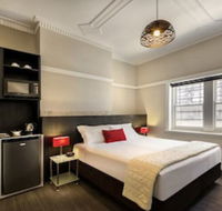 Como Court by Crest - Palm Beach Accommodation
