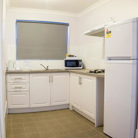 Australind Tourist Park - Palm Beach Accommodation 4