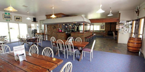 Willalooka Tavern - Palm Beach Accommodation 6