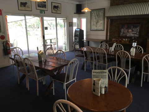 Willalooka Tavern - Palm Beach Accommodation 4