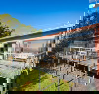 The Love Shack - Palm Beach Accommodation