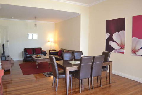 A Secret Garden - Palm Beach Accommodation 6
