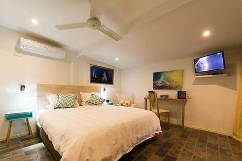 Garasu Lodge - Palm Beach Accommodation 4