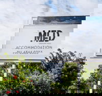 The Med Motel - Palm Beach Accommodation