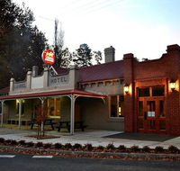 Mitta Pub - Palm Beach Accommodation