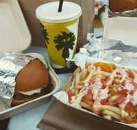 Mister Gee Burger Truck - Palm Beach Accommodation