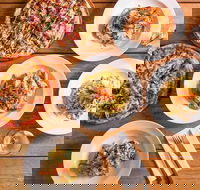 Jazzveh Woodfired Pizza - Palm Beach Accommodation