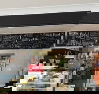 Pelican Cafe Takeaway - Palm Beach Accommodation