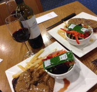 Diggers Bistro - Palm Beach Accommodation