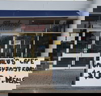 Theos Cafe  Buffet - Palm Beach Accommodation