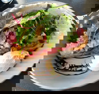 Bare Bones Society - Palm Beach Accommodation