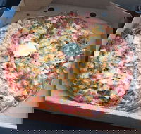 Monticello Pizza - Palm Beach Accommodation