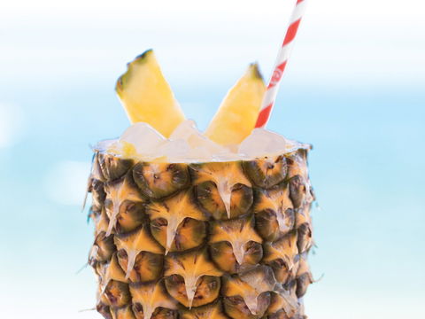 Cabana Club - Palm Beach Accommodation 2