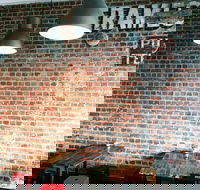 Steam  Wall - Palm Beach Accommodation