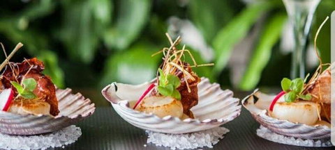 2 Fish Seafood Restaurant - Palm Beach Accommodation 2