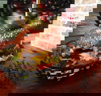 Burger Barrel - Palm Beach Accommodation