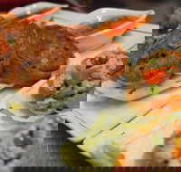 Welcome Thai - Palm Beach Accommodation