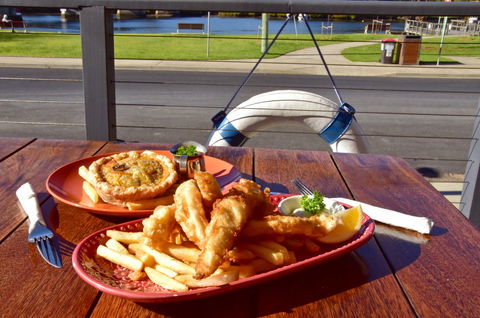 The River Cafe Nelligen - Palm Beach Accommodation 1