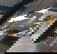 Donnini's - Palm Beach Accommodation