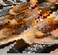 Stellarossa - Browns Plains - Palm Beach Accommodation