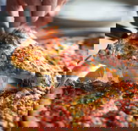 La Porchetta - Taylors Lakes - Palm Beach Accommodation