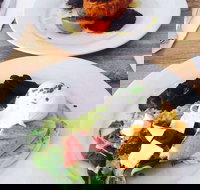 Grind - Palm Beach Accommodation