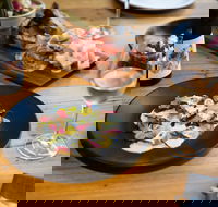 LOT.100 Dining  Tasting Experience - Palm Beach Accommodation