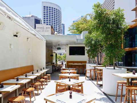 Jimmy's On The Mall - Palm Beach Accommodation 0