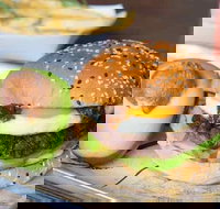 On It Burgers - Palm Beach Accommodation