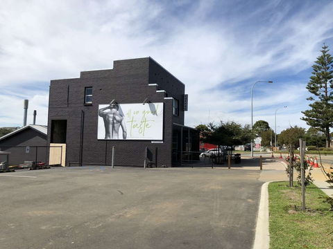 Terra Canberra - Palm Beach Accommodation 0