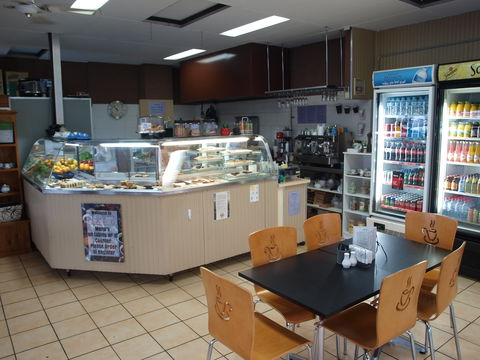 Bay Blue Cafe - Palm Beach Accommodation 1