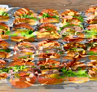 Burgernomics - Palm Beach Accommodation