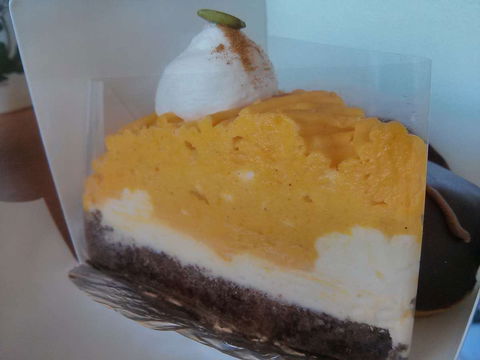 L'eclair Patisserie - Palm Beach Accommodation 0