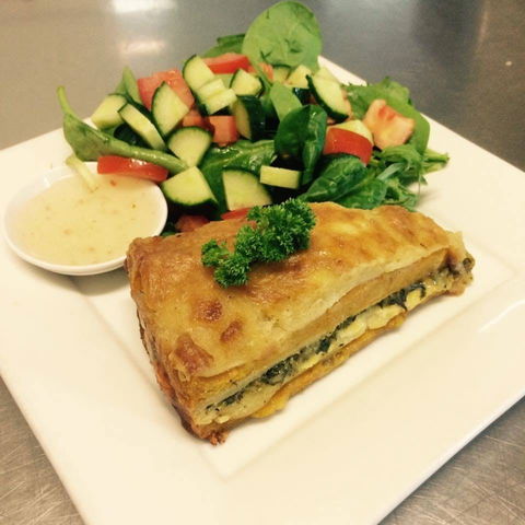 The Walnut Restaurant And Lounge Bar - Palm Beach Accommodation 0
